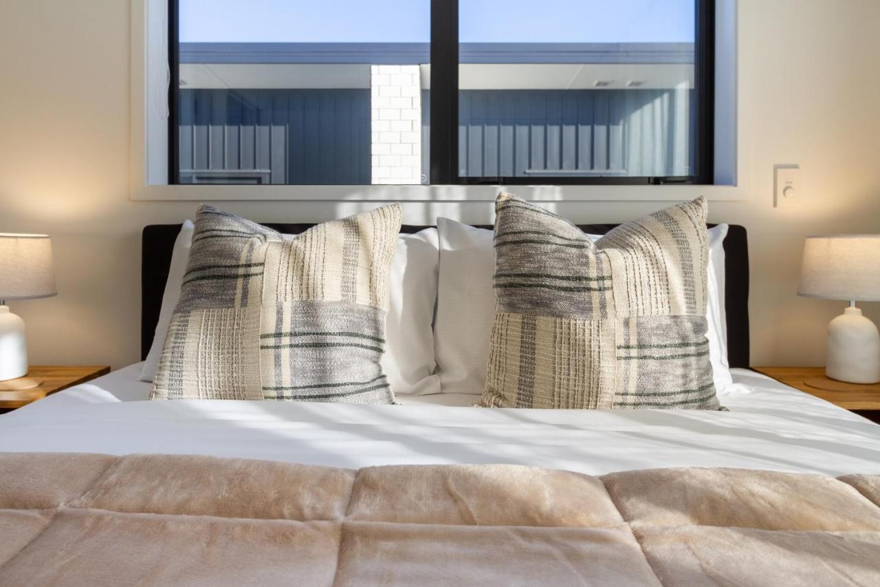 Walk To Riverside Market 4 Bed 4 Bath With Car Park Christchurch Bagian luar foto