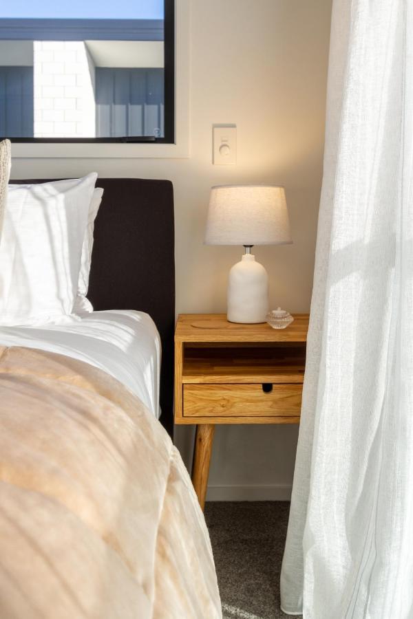 Walk To Riverside Market 4 Bed 4 Bath With Car Park Christchurch Bagian luar foto