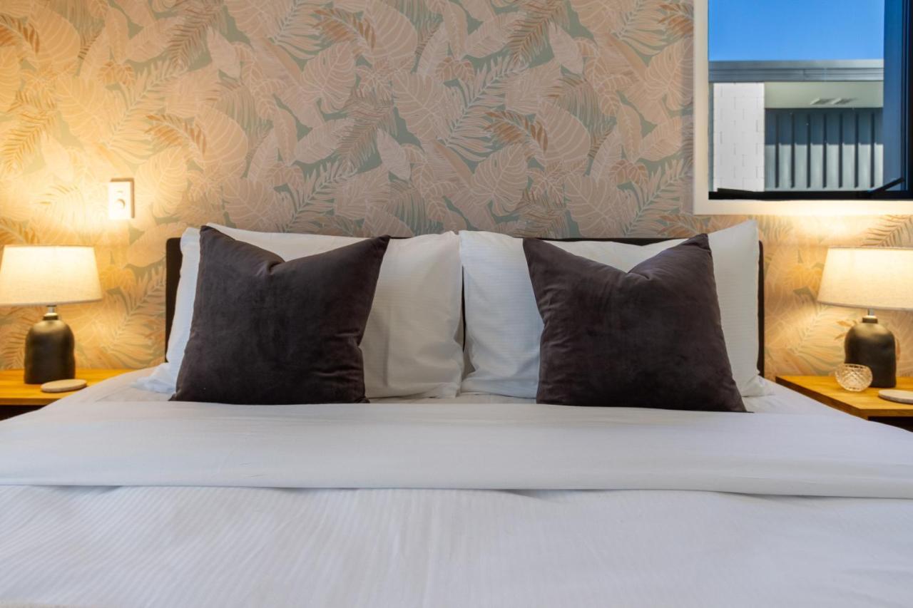 Walk To Riverside Market 4 Bed 4 Bath With Car Park Christchurch Bagian luar foto